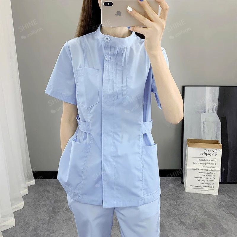 Roze verpleegstersuniformen Me - Medical Lab Logo recensie en prijs